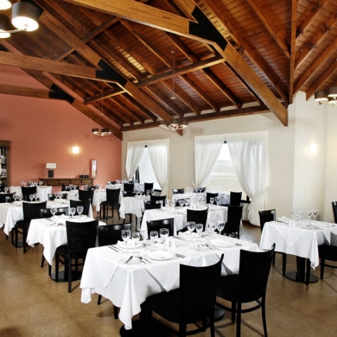 Mora restaurant - Hotel Xelena de Luxe